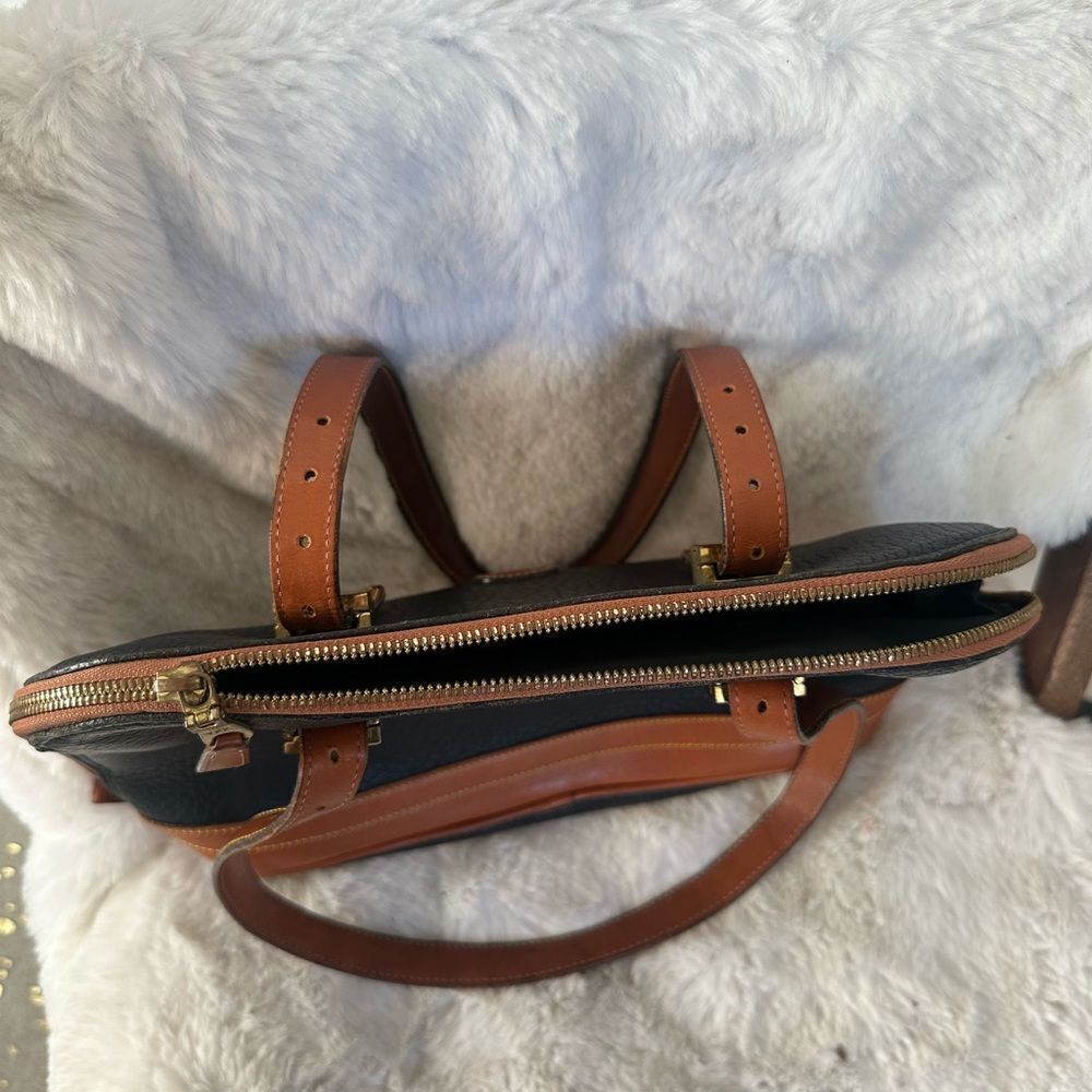 Dooney & Bourke Vintage Shoulder Bag All Weather Pebbeled Leather Dome Top Black - Picture 9 of 12
